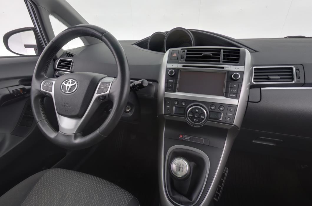 TOYOTA Verso 2014
