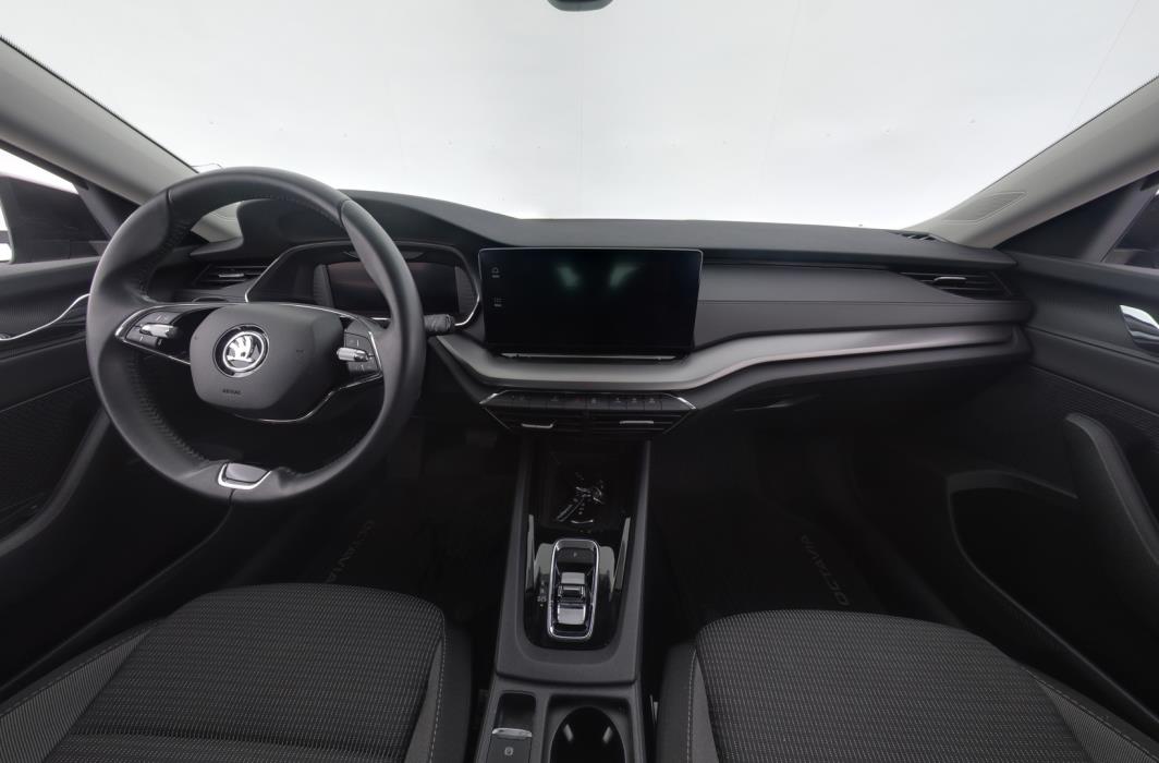 SKODA Octavia 2023