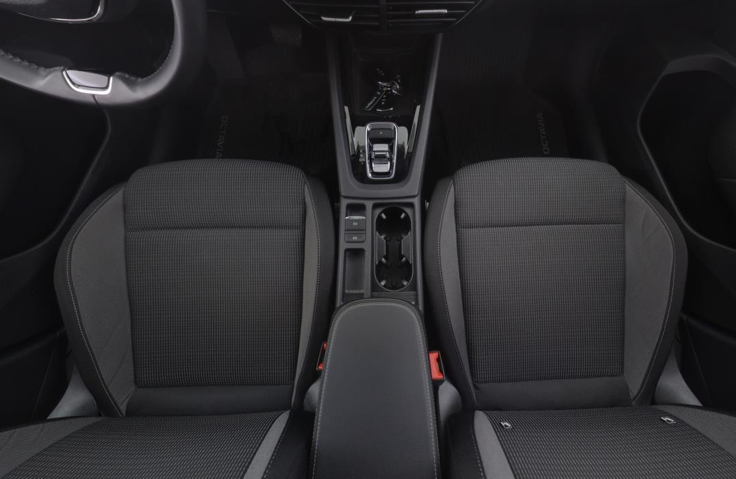 SKODA Octavia 2023