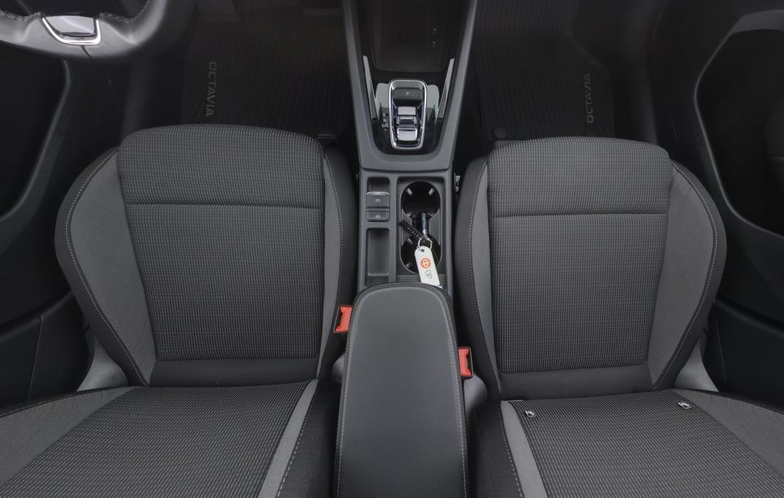 SKODA Octavia 2022