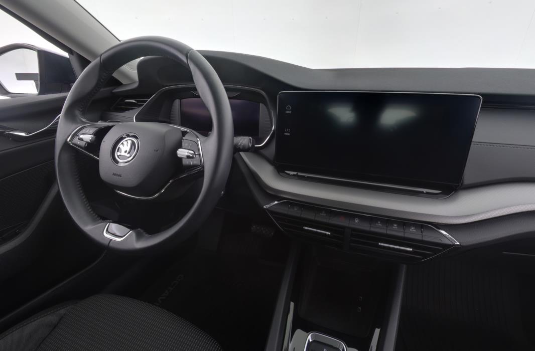 SKODA Octavia 2023