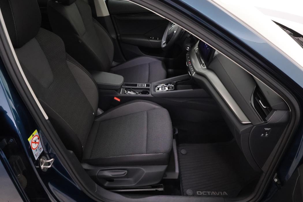 SKODA Octavia 2023