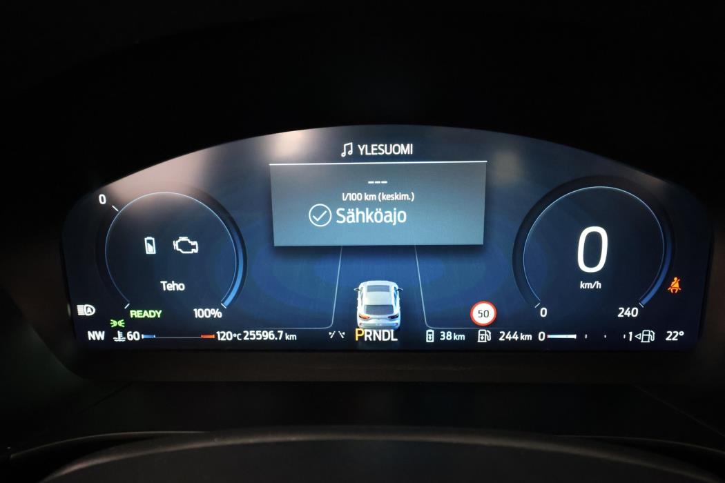 FORD KUGA 2025
