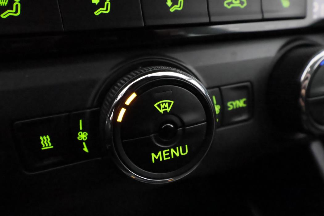 SKODA OCTAVIA 2016