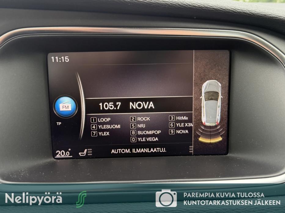 VOLVO V40 2018