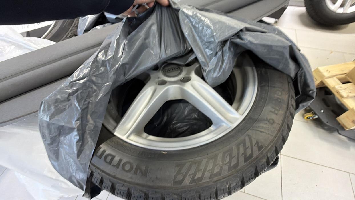 VOLVO V50 2009