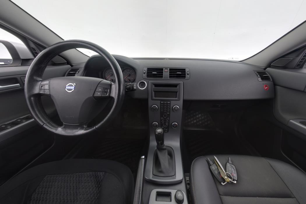 VOLVO V50 2009