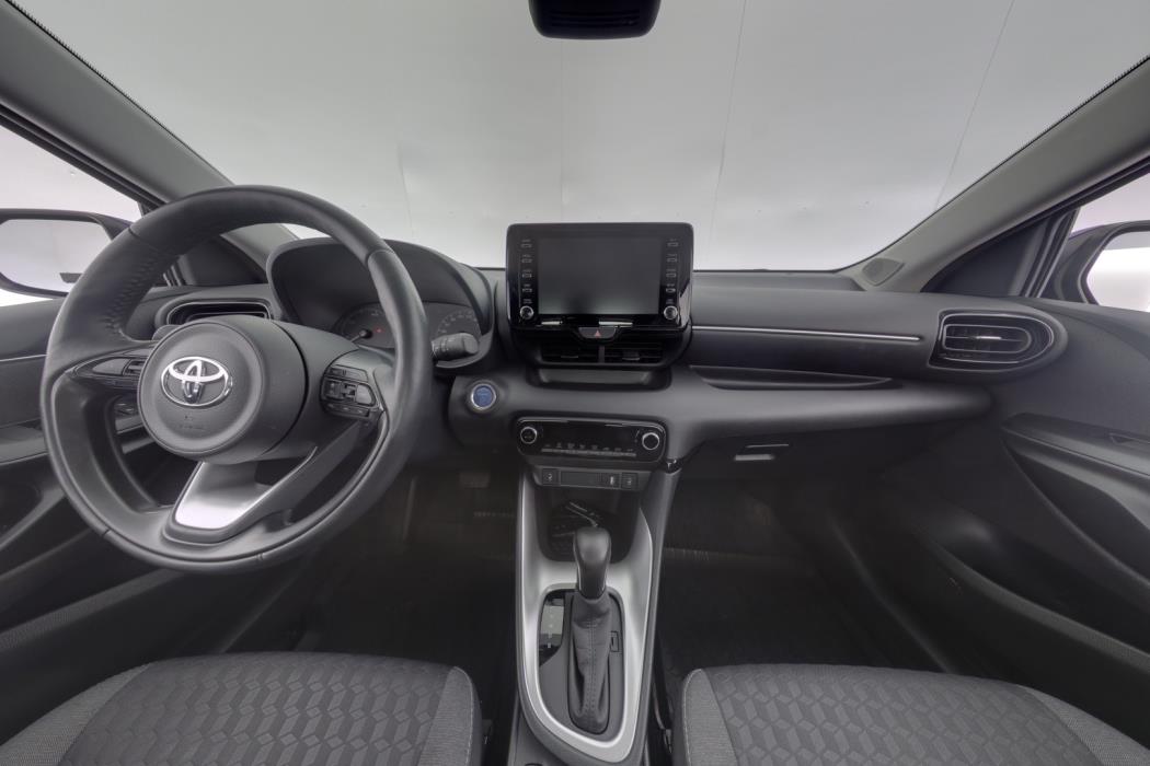 TOYOTA Yaris 2022
