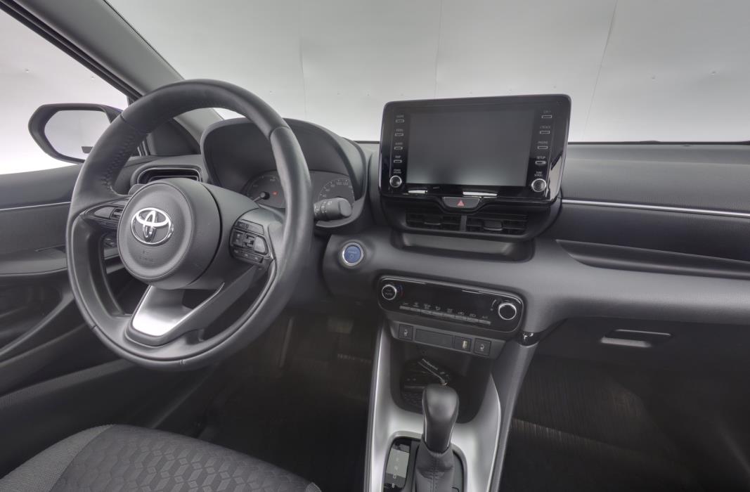 TOYOTA Yaris 2022