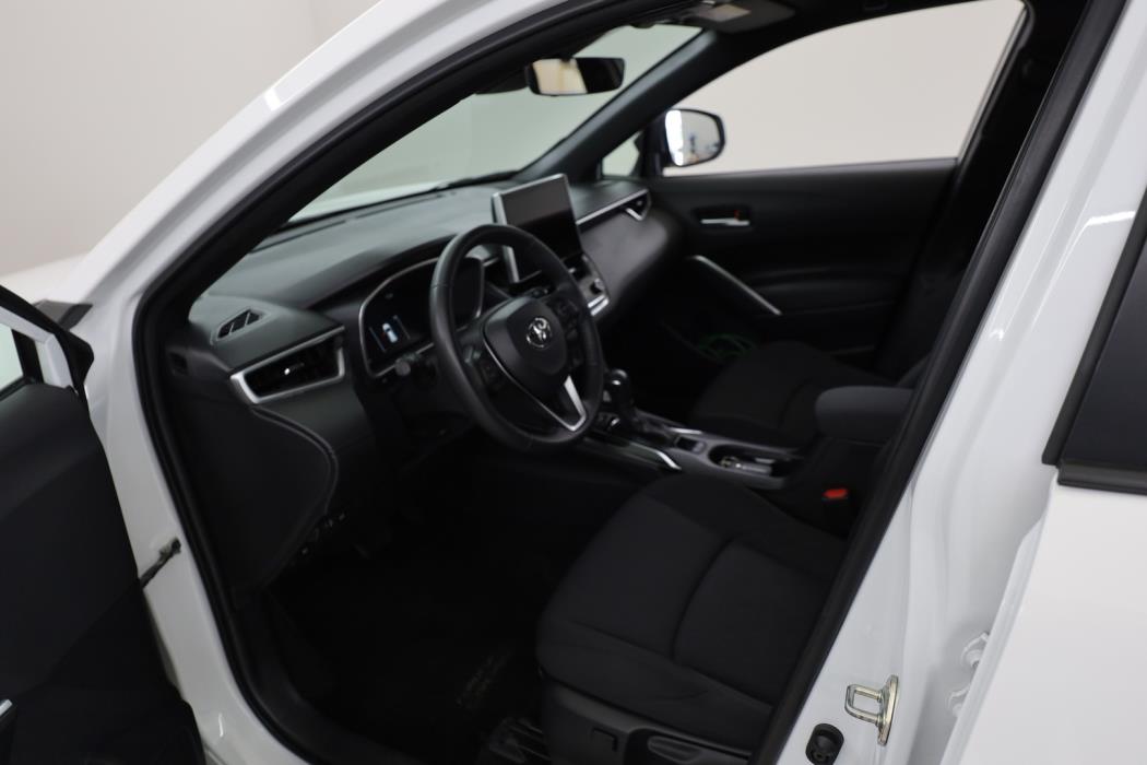 TOYOTA Corolla Cross 2024