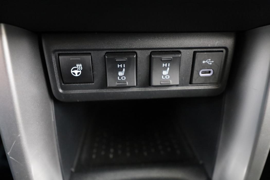 TOYOTA Corolla Cross 2024