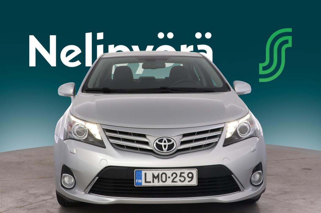 TOYOTA Avensis 2014