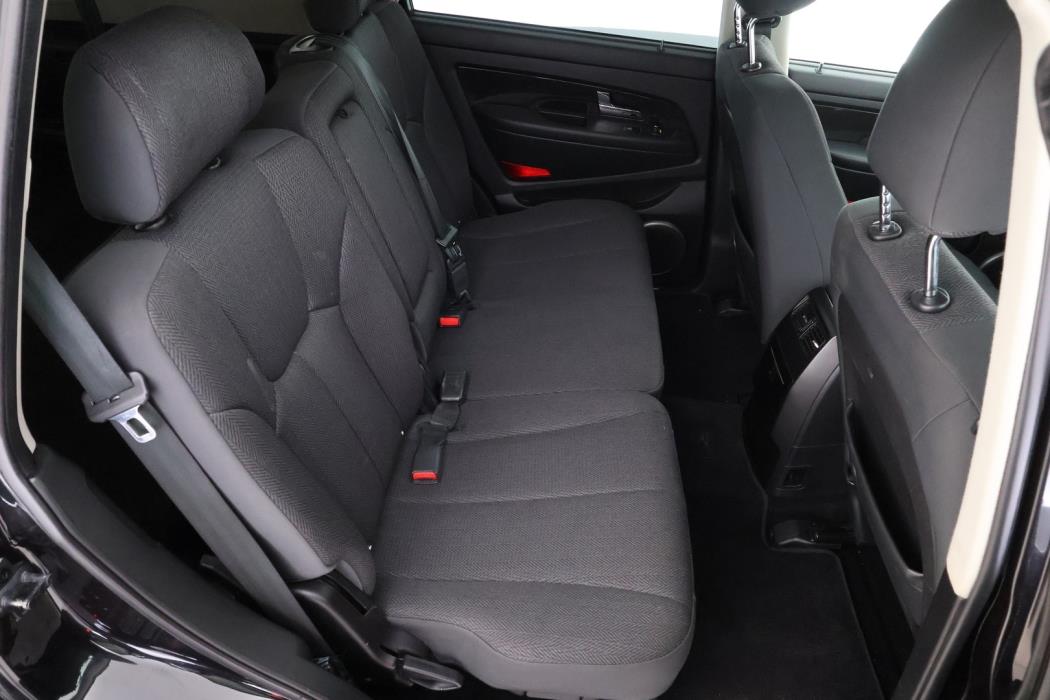 SSANGYONG Rexton 2015