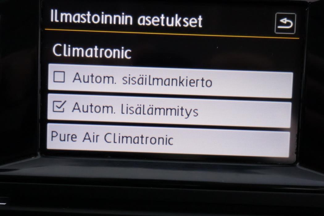 VOLKSWAGEN Passat 2015