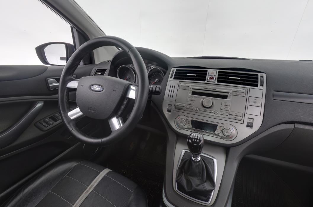 FORD Kuga 2011