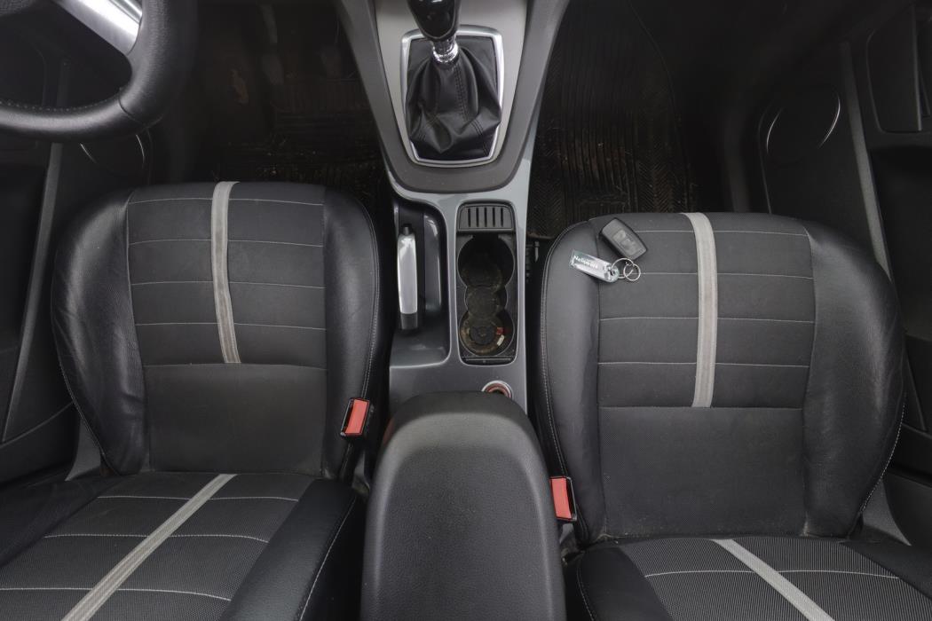 FORD Kuga 2011
