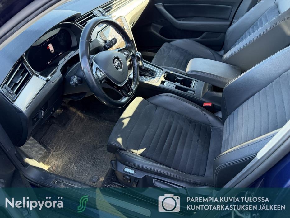 VOLKSWAGEN Passat 2017