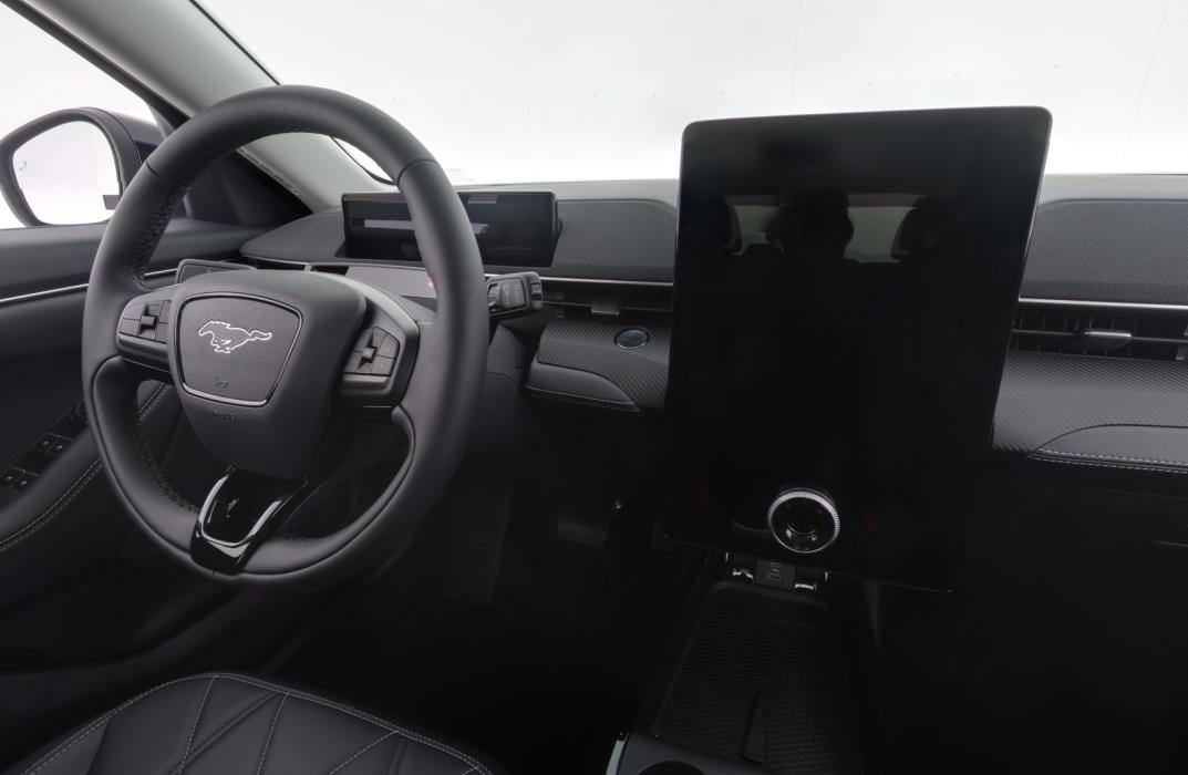 FORD Mustang Mach-E 2025