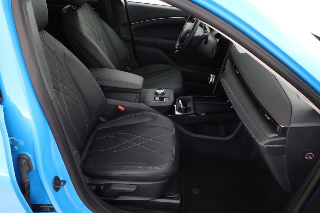 FORD Mustang Mach-E 2025