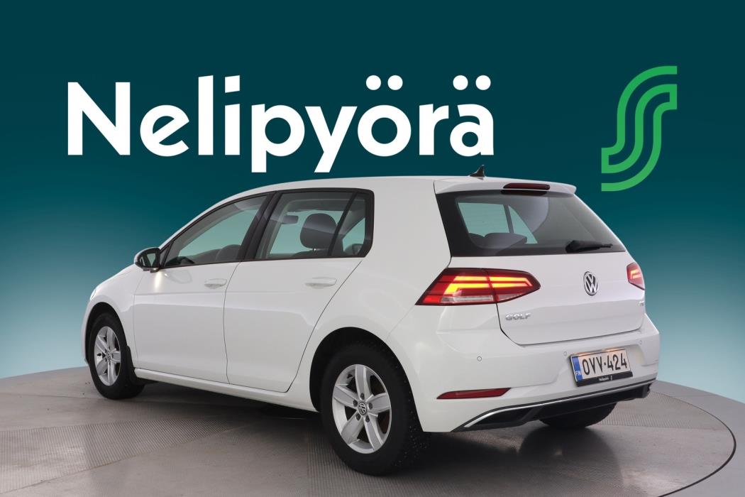 VOLKSWAGEN Golf 2017