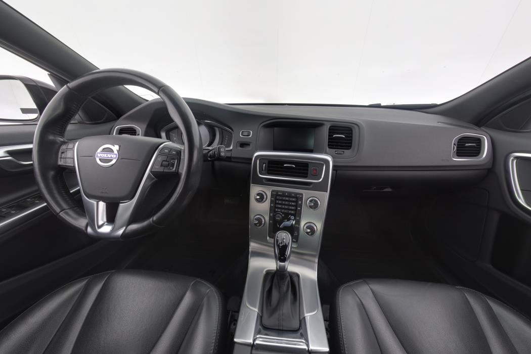 VOLVO V60 Cross Country 2018