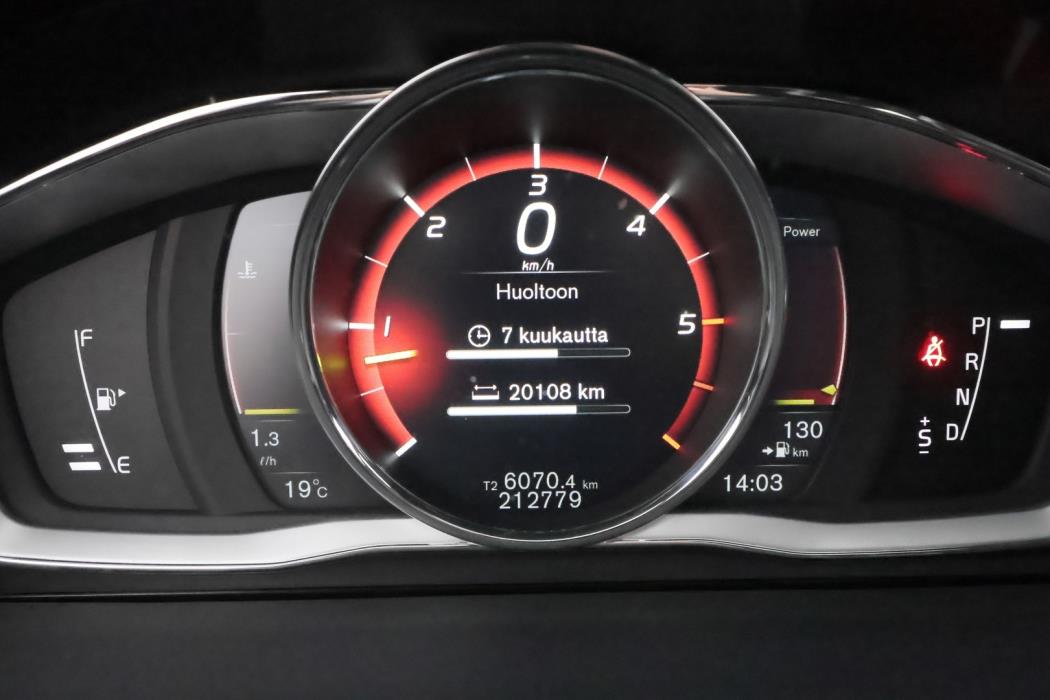 VOLVO V60 Cross Country 2018