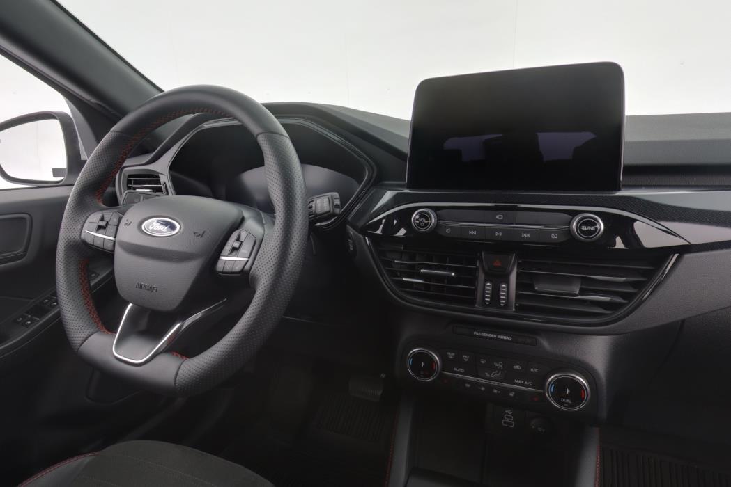 FORD KUGA 2023