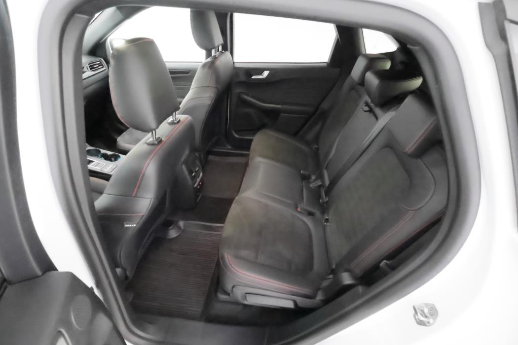 FORD KUGA 2023