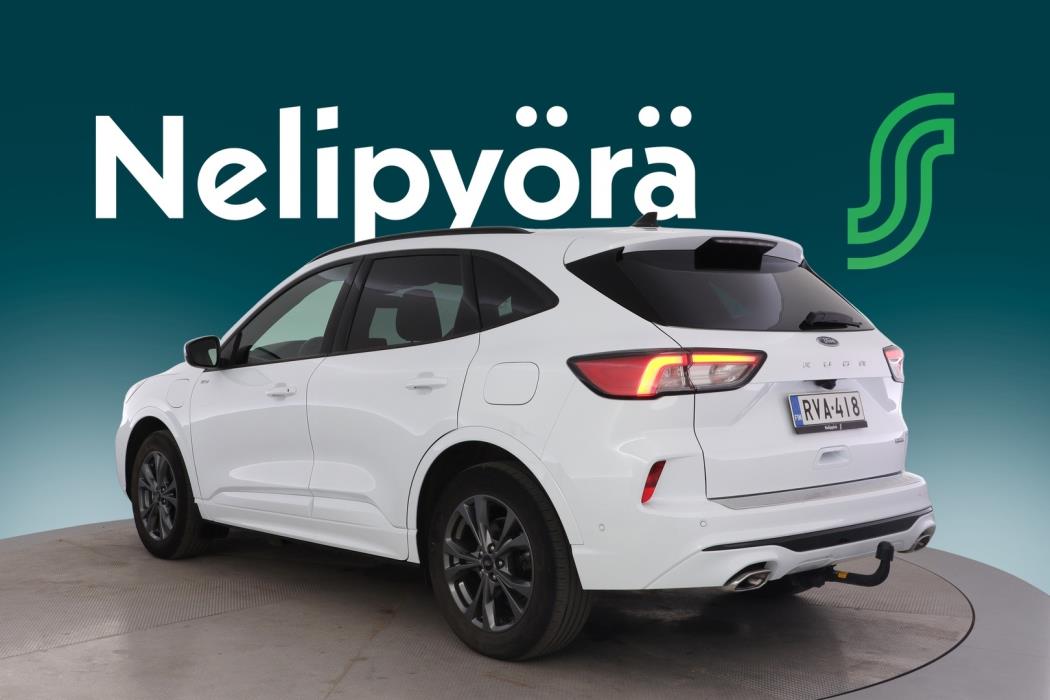 FORD KUGA 2023