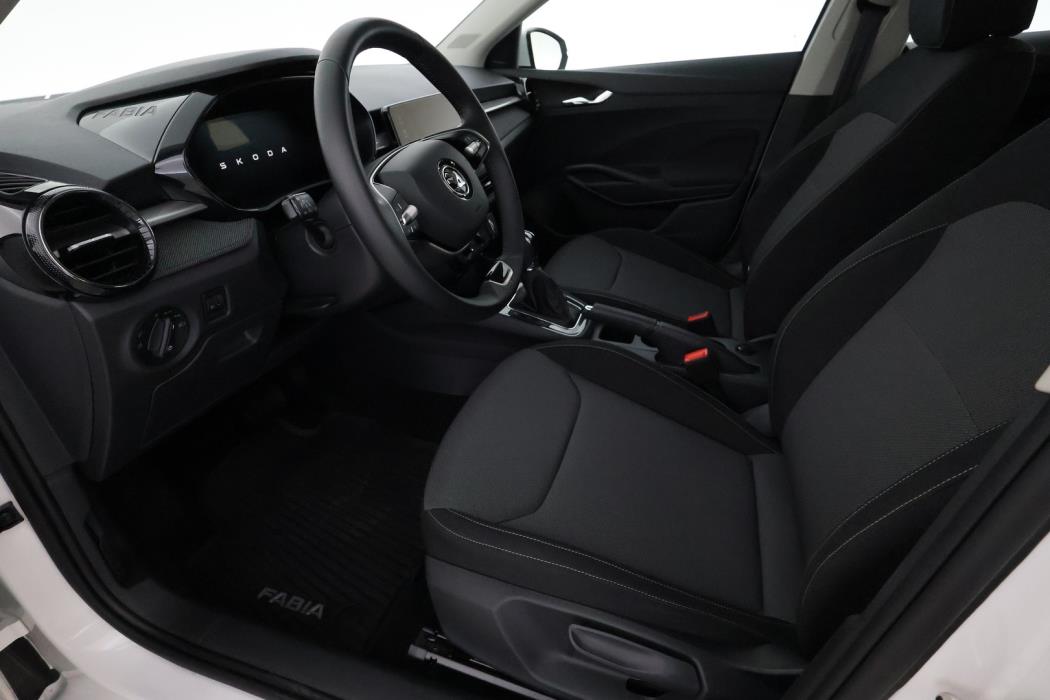 SKODA Fabia 2024