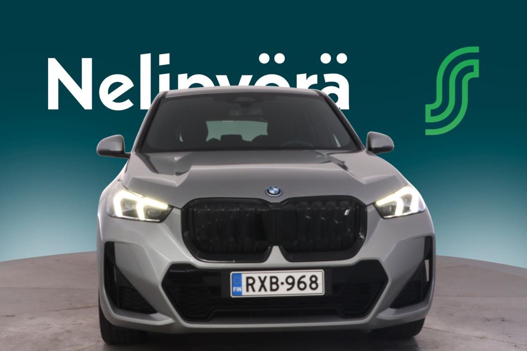 BMW iX1 2023