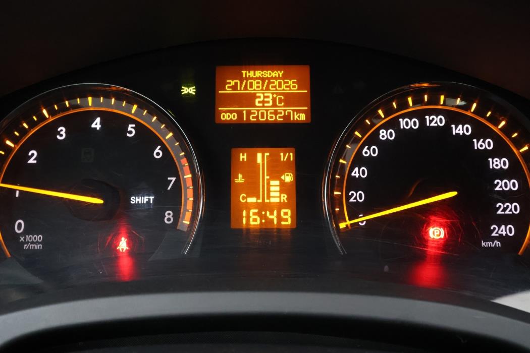 TOYOTA Avensis 2010