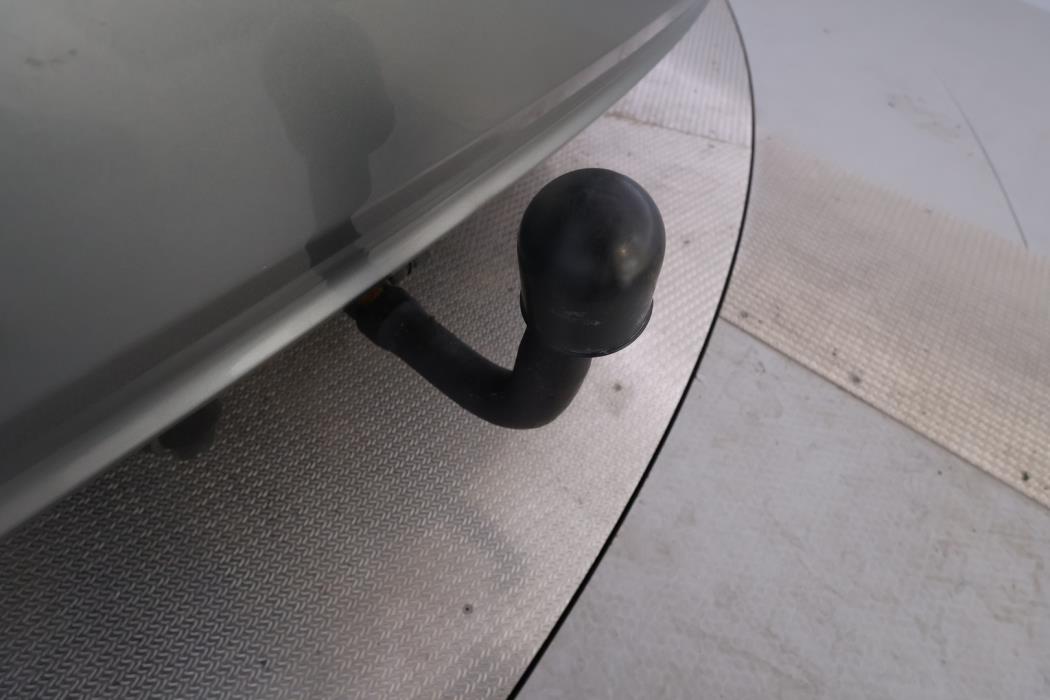 TOYOTA Avensis 2010