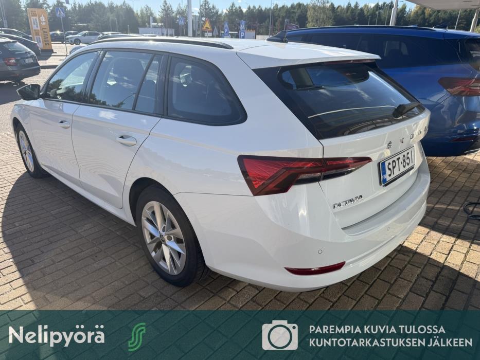 SKODA Octavia 2024