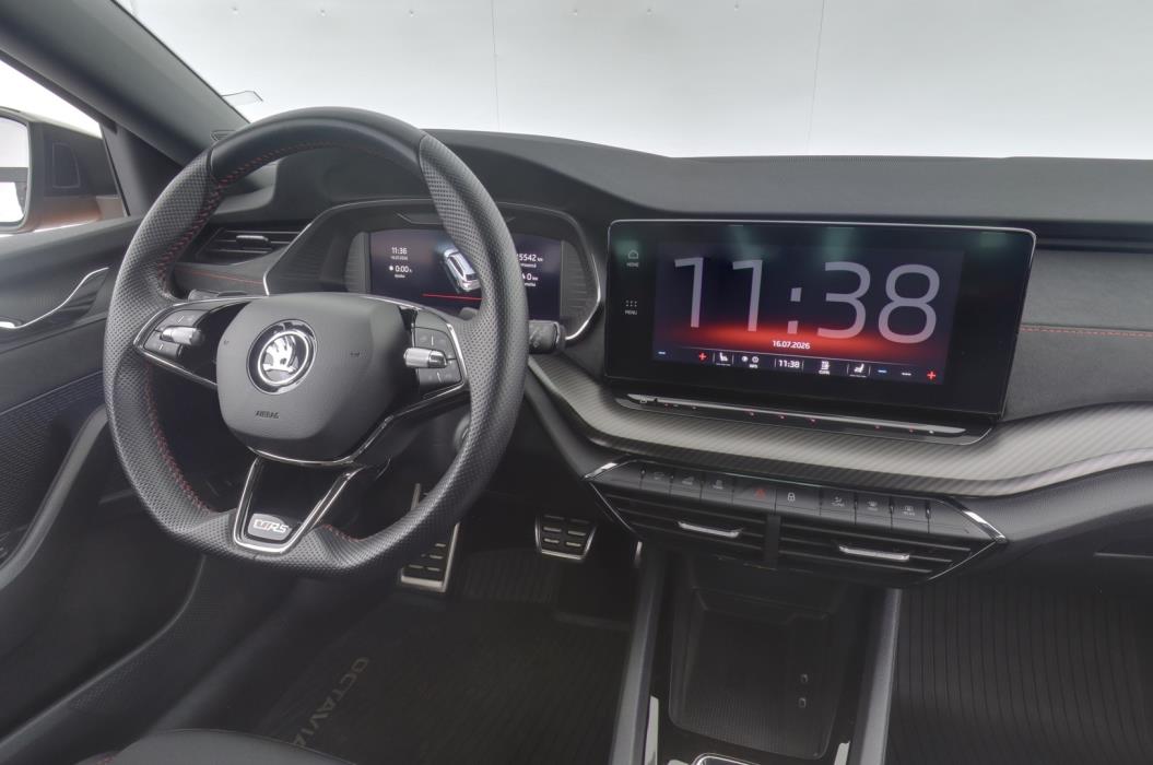 SKODA Octavia 2024