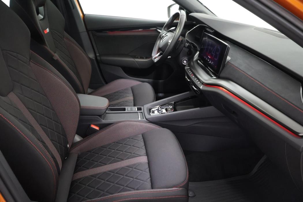 SKODA Octavia 2024