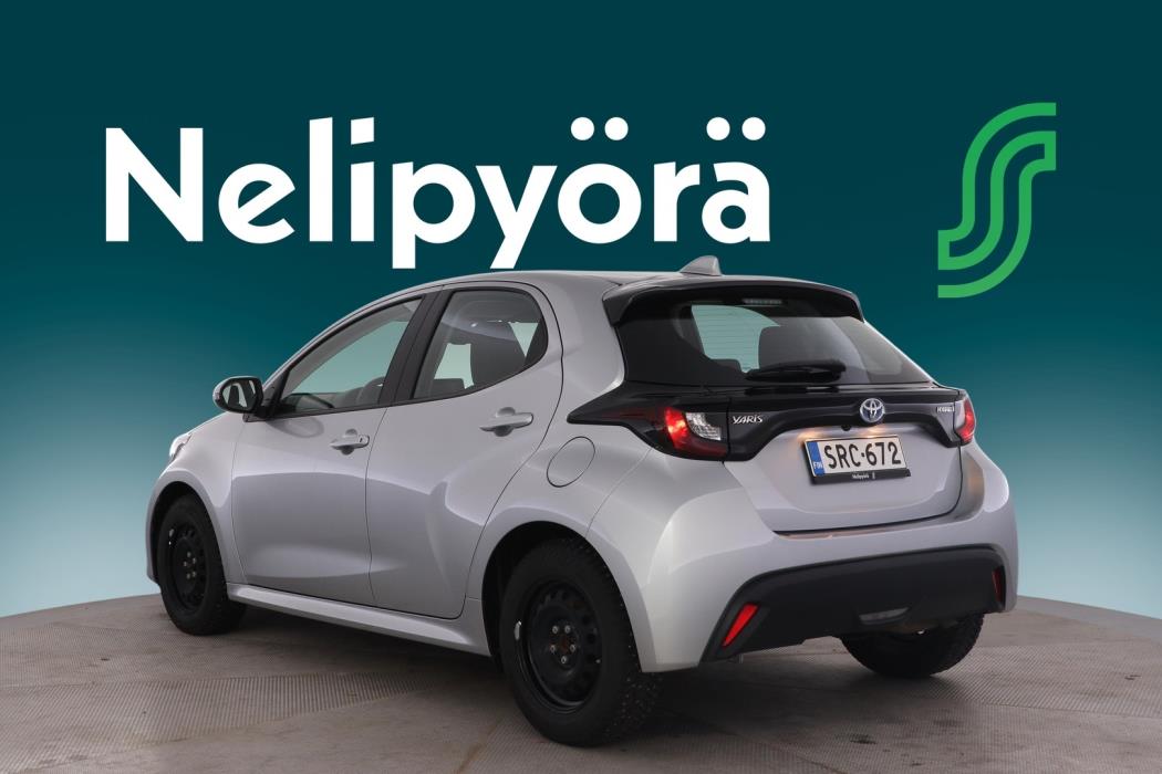 TOYOTA Yaris 2024