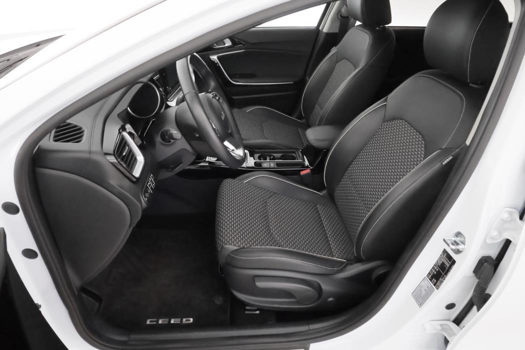 KIA Ceed 2025
