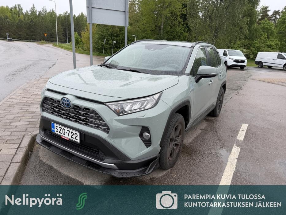 TOYOTA RAV4 2021