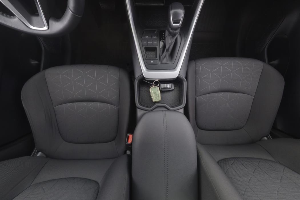 TOYOTA RAV4 2021