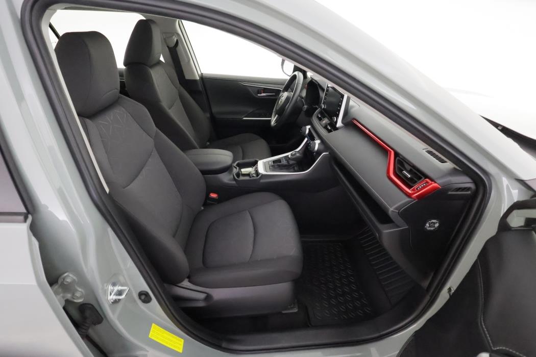 TOYOTA RAV4 2021