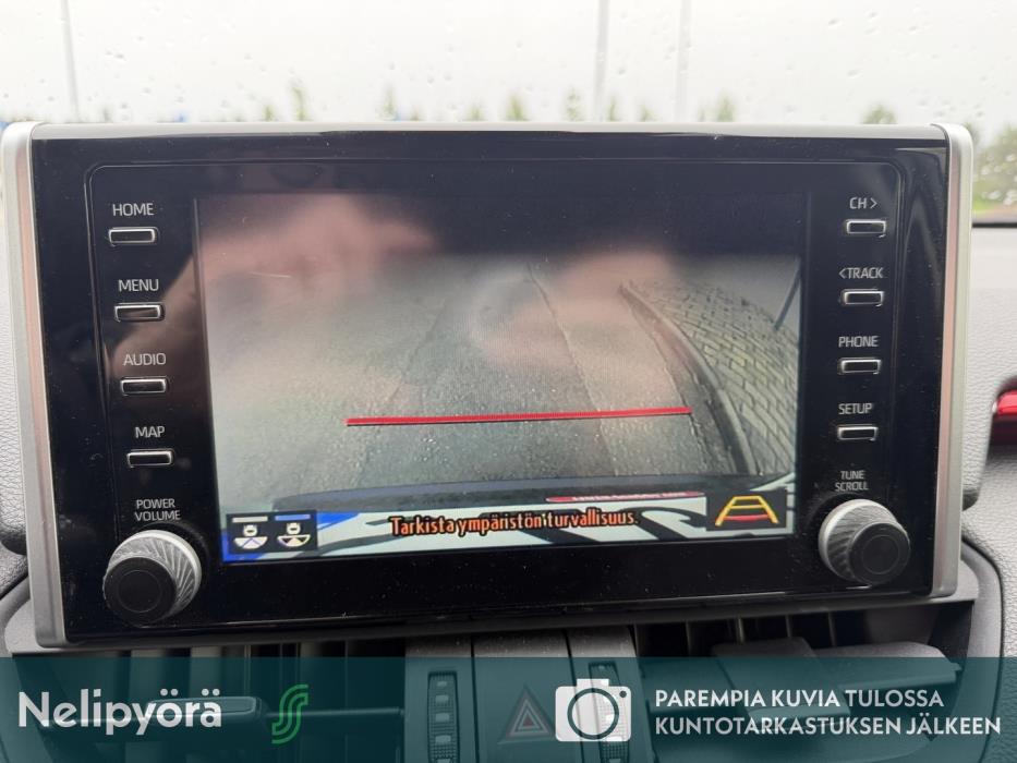 TOYOTA RAV4 2021