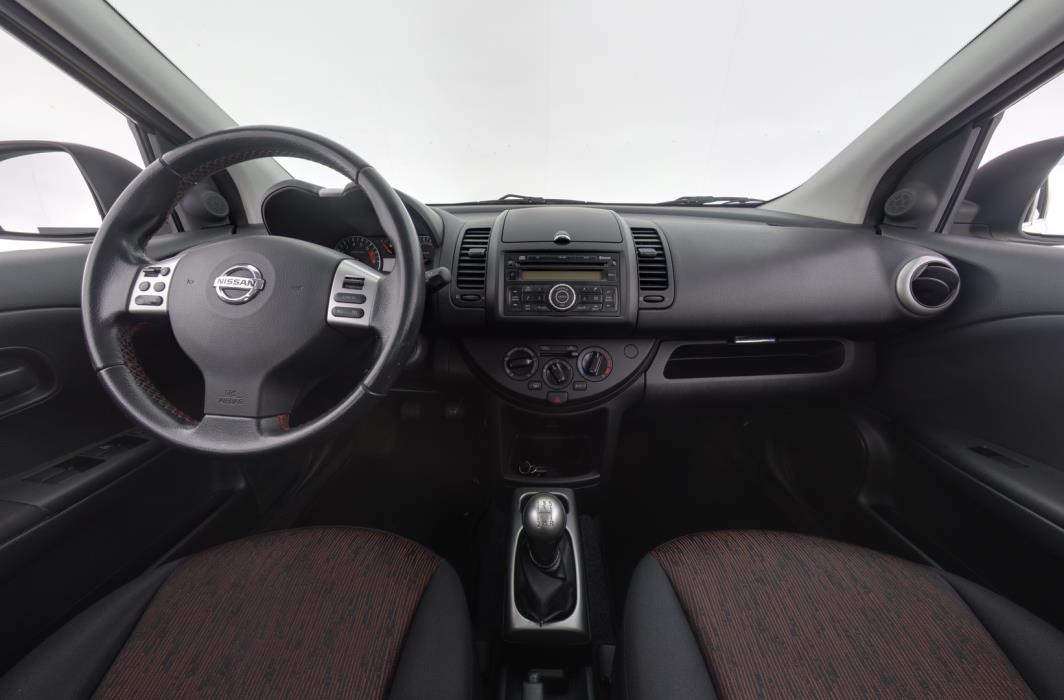 NISSAN Note 2010