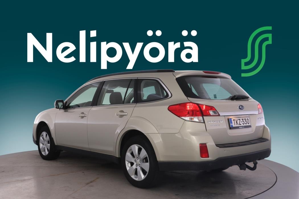 SUBARU Outback 2010
