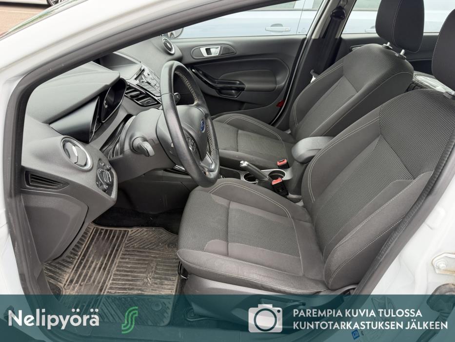 FORD Fiesta 2015