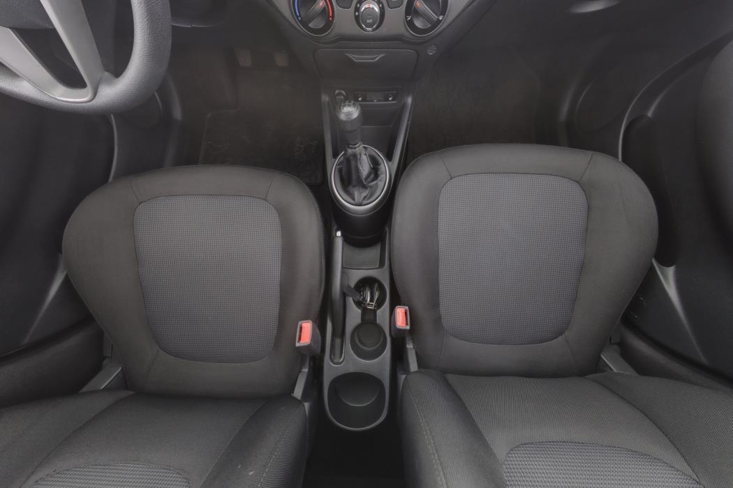 HYUNDAI i20 5d 2013