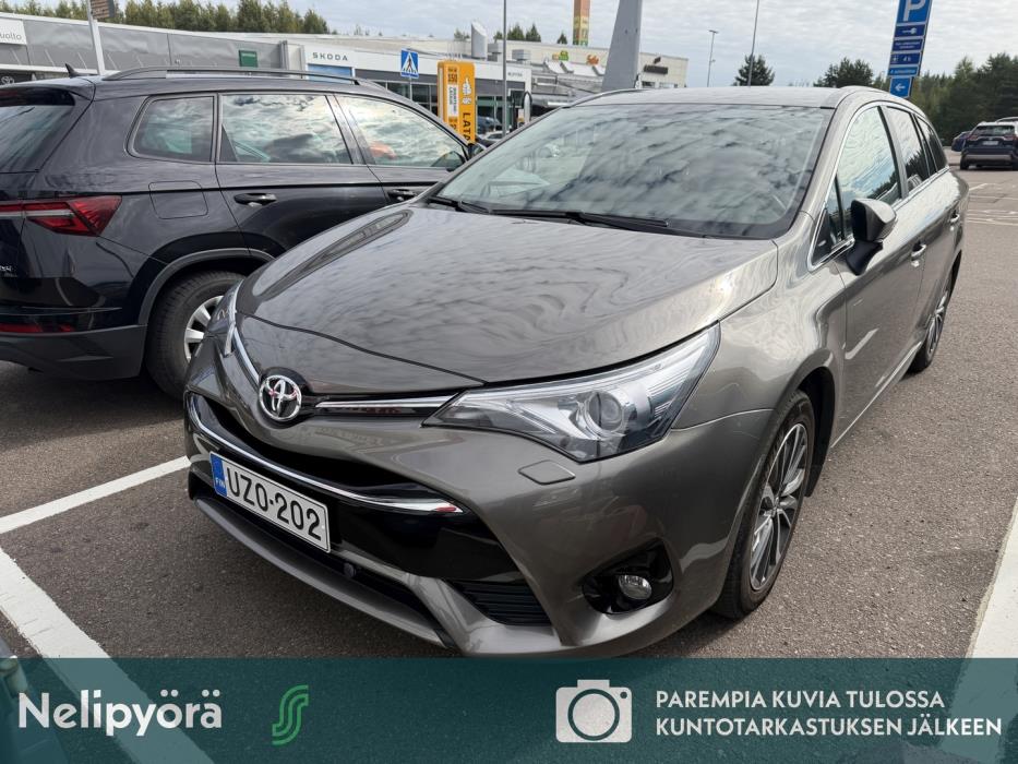TOYOTA Avensis 2017