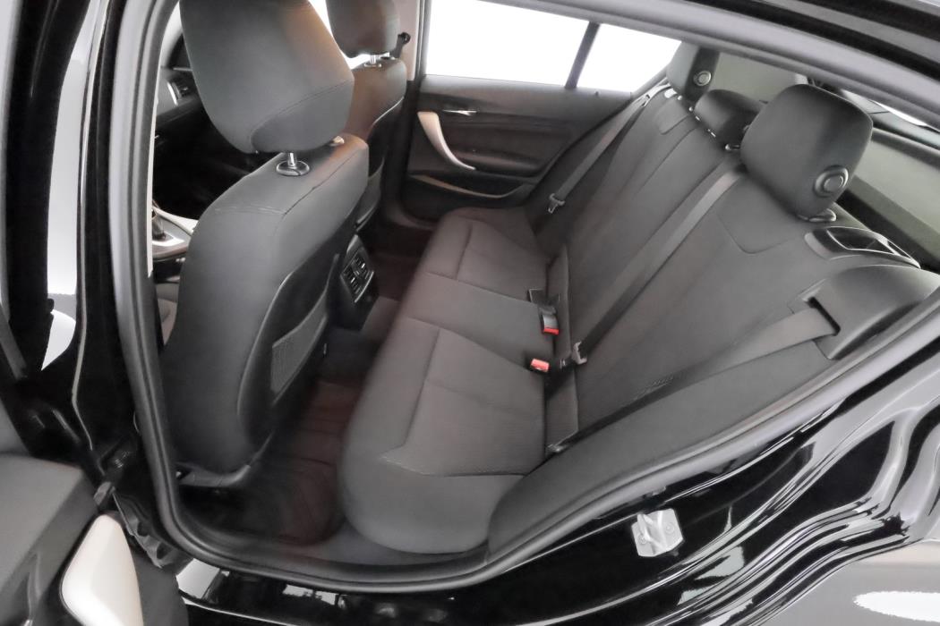 BMW 118 2018