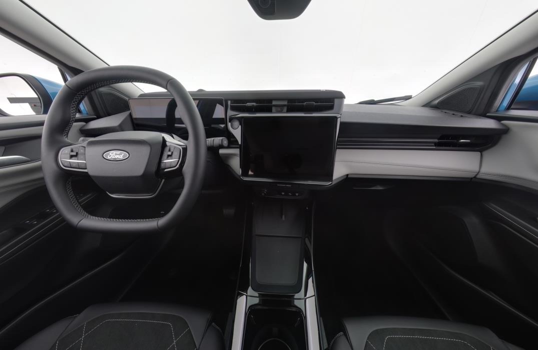 FORD Puma Gen-E 2025