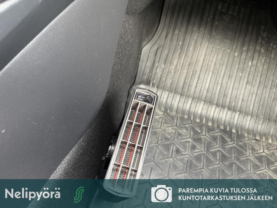 TOYOTA Yaris Cross 2025